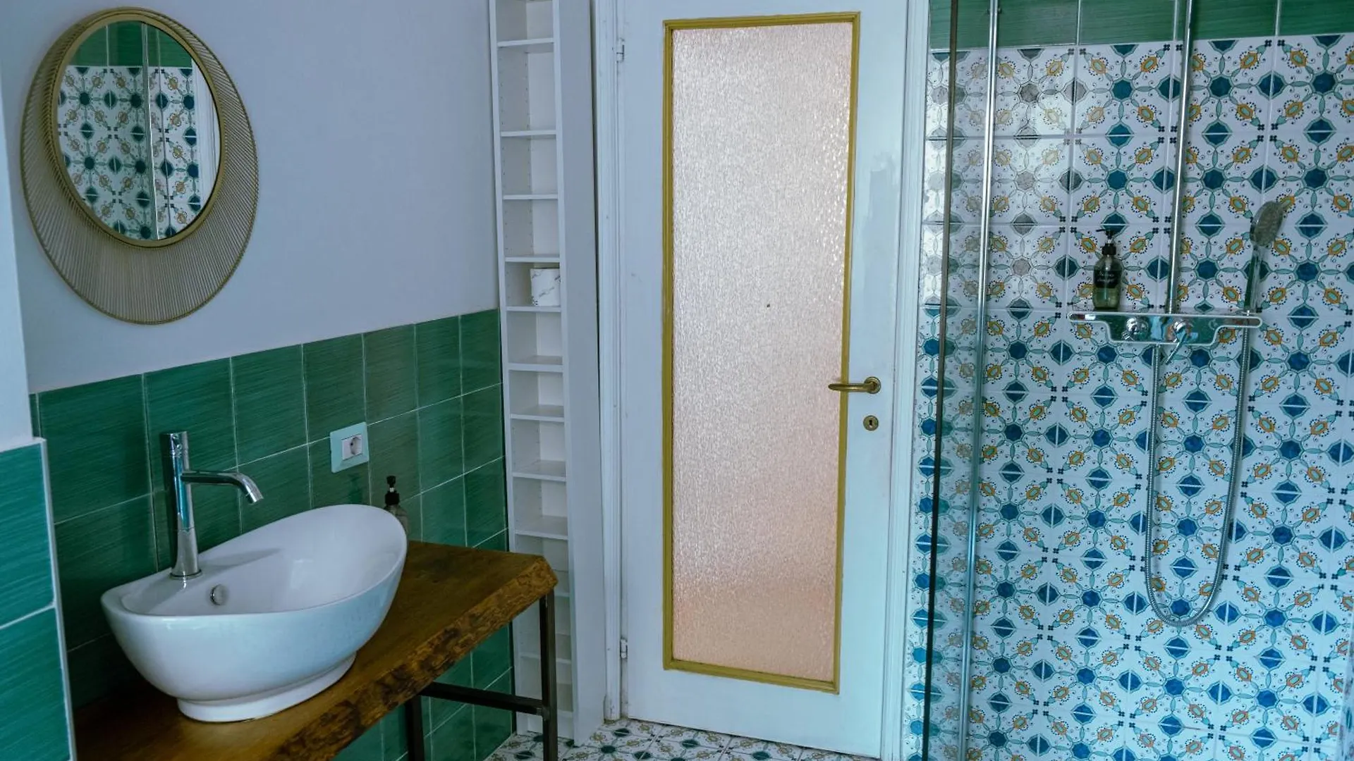 Apartment Casa Chimera Bergamo Italy
